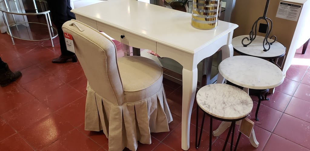 Pier 1 | 564 King St N, Waterloo, ON N2L 6L3, Canada | Phone: (519) 884-3659