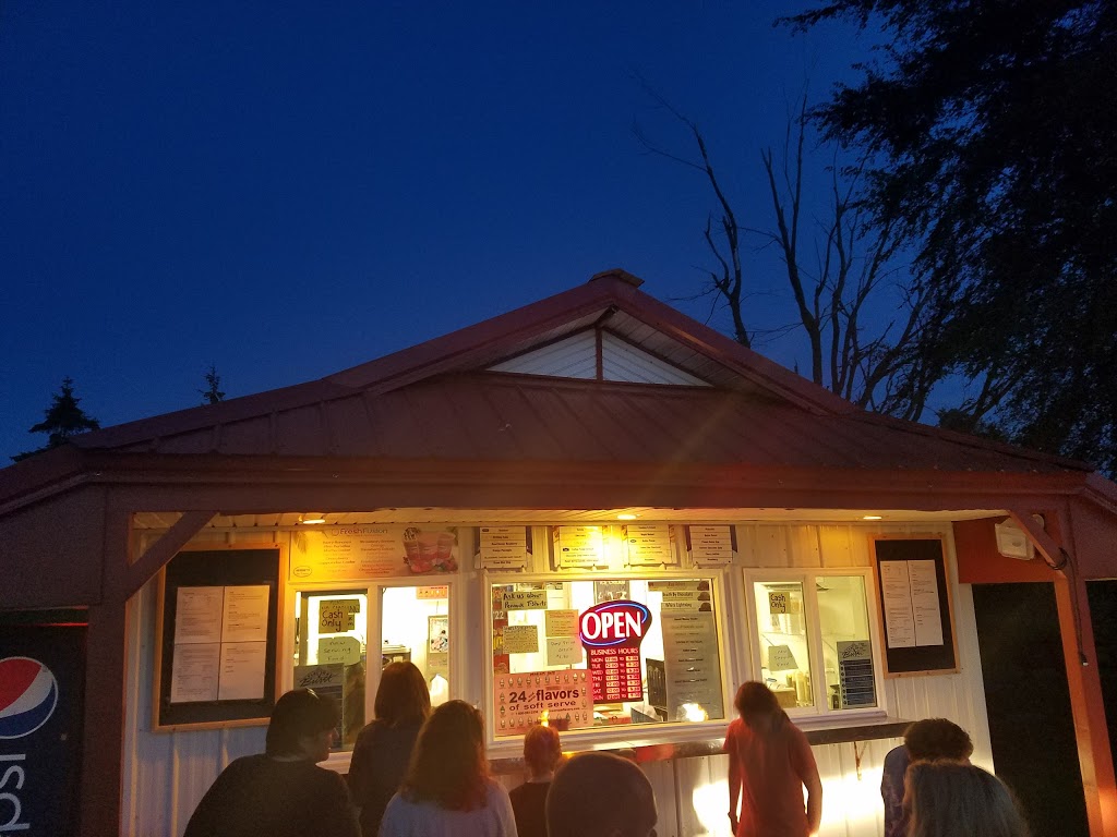Pennocks Icecream | 13212 NY-3, Sackets Harbor, NY 13685, USA | Phone: (315) 646-2409