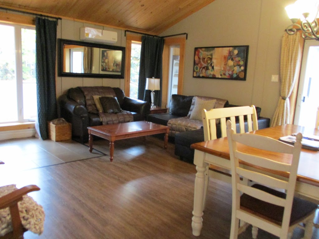 Le Rassembleur | 117 17e Av O, Saint-Adolphe-dHoward, QC J0T 2B0, Canada | Phone: (514) 718-4623