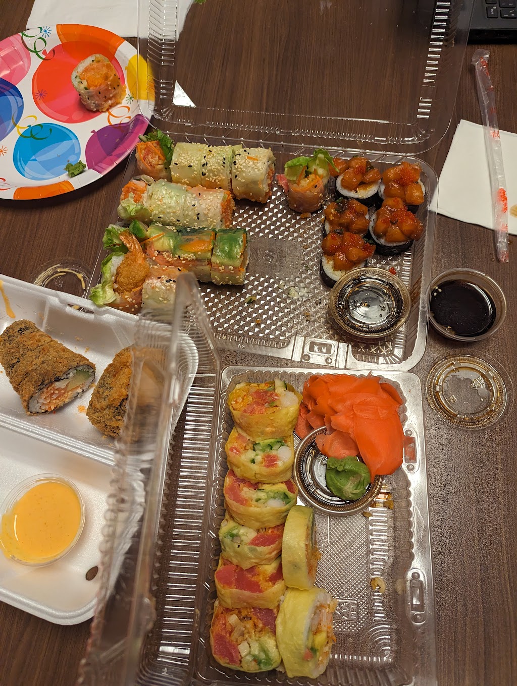Restaurant Oh mon sushi | 3226 Rue Beaubien E, Montréal, QC H1Y 1H7, Canada | Phone: (514) 667-7117
