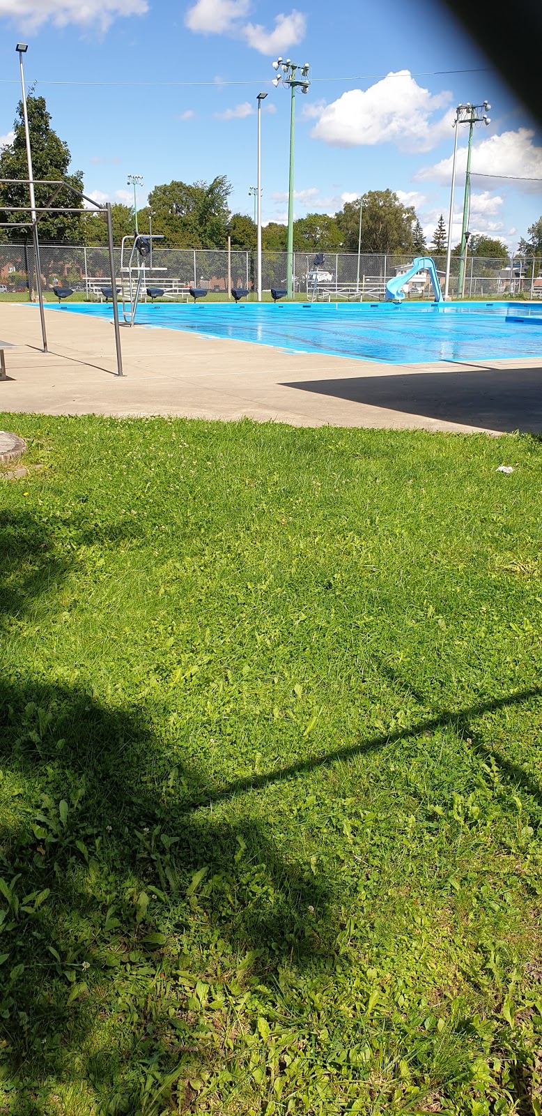 Viking Pool | 113 Av. Viking, Pointe-Claire, QC H9R 2X9, Canada | Phone: (514) 428-9309