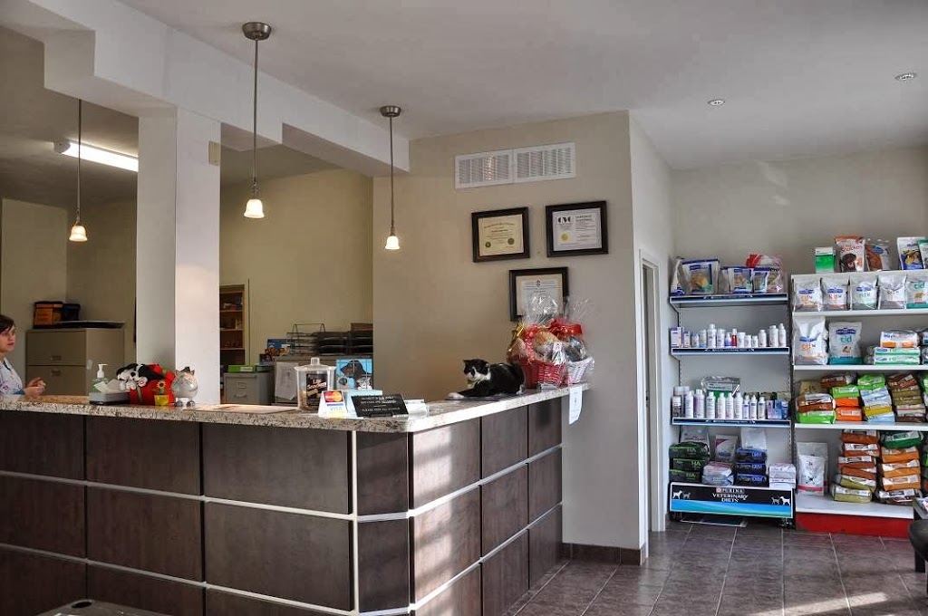 Prince Charles Animal Hospital | 312 Thorold Rd, Welland, ON L3C 3W5, Canada | Phone: (905) 735-1117