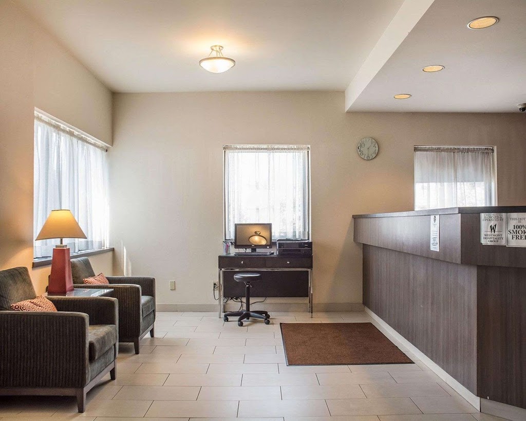 Comfort Inn | 190 Weber St N, Waterloo, ON N2J 3H4, Canada | Phone: (519) 747-9400