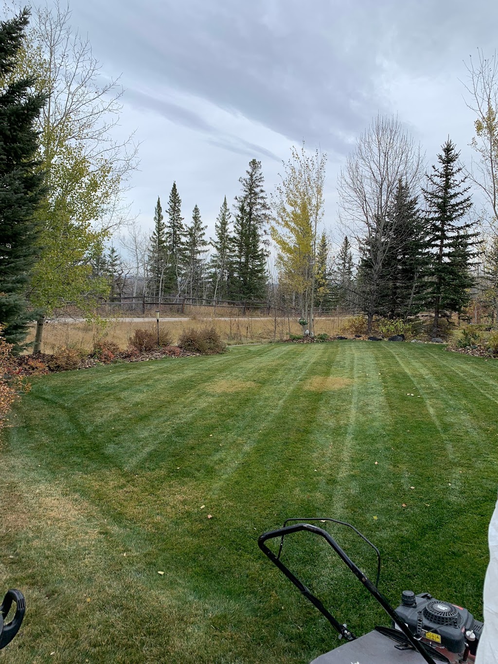 Arrowhead Landscaping | 95 Sienna Park Terrace SW, Calgary, AB T3H 3L3, Canada | Phone: (403) 370-7503
