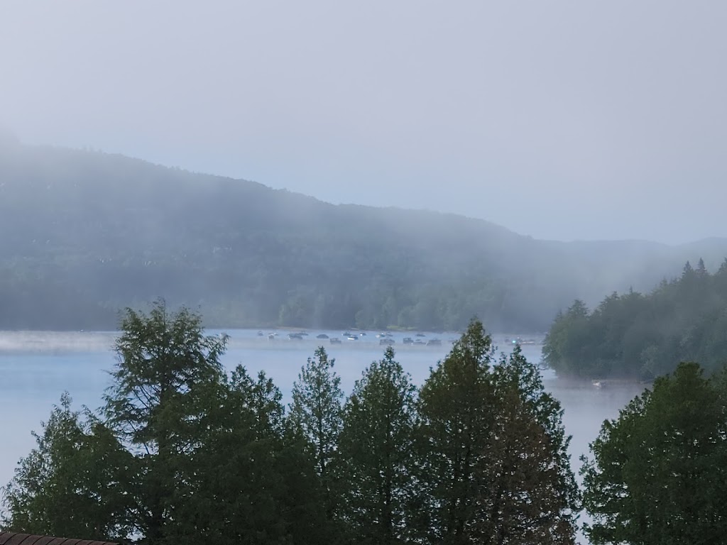Lago Tremblant | 121 Rue Cuttle, Mont-Tremblant, QC J8E 1B9, Canada | Phone: (819) 425-0074