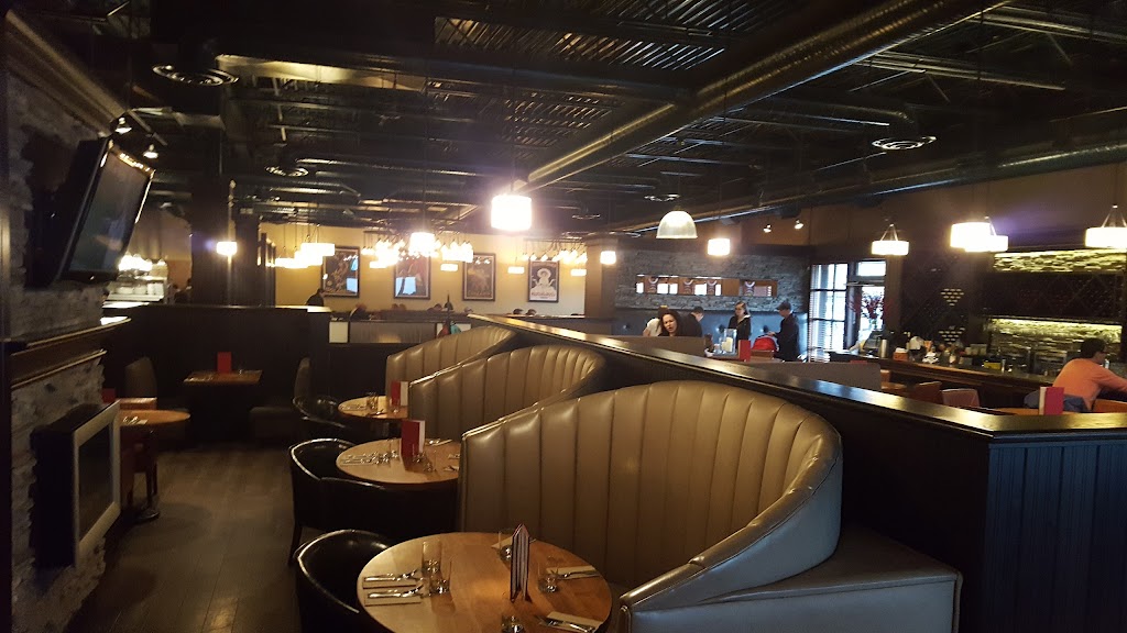 Earls Kitchen + Bar | 45585 Luckakuck Way, Chilliwack, BC V2R 1A1, Canada | Phone: (604) 858-3360