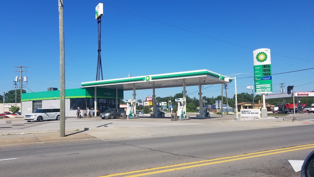 BP | 2539 Pine Grove Ave, Port Huron, MI 48060, USA | Phone: (810) 987-2500