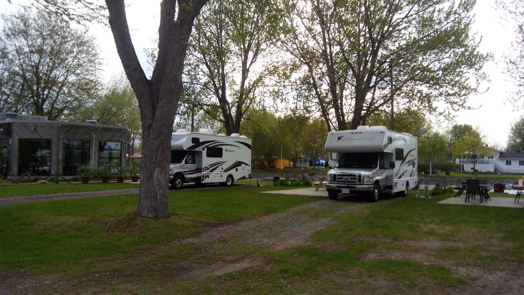 Camping Marina Louiseville | campground | 209a Avenue Lac Saint Pierre E, Louiseville, QC J5V 2L4, Canada | 8192283861 OR +1 819-228-3861