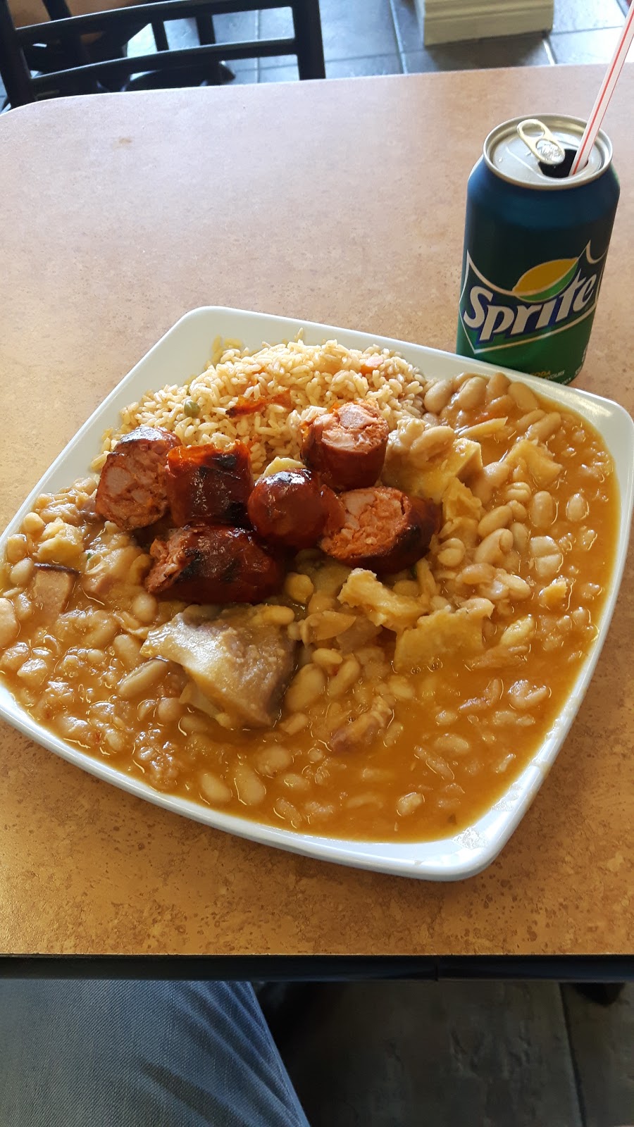 St Matthews BBQ Chicken | 527 Rogers Rd, York, ON M6M 1B4, Canada | Phone: (416) 658-4126