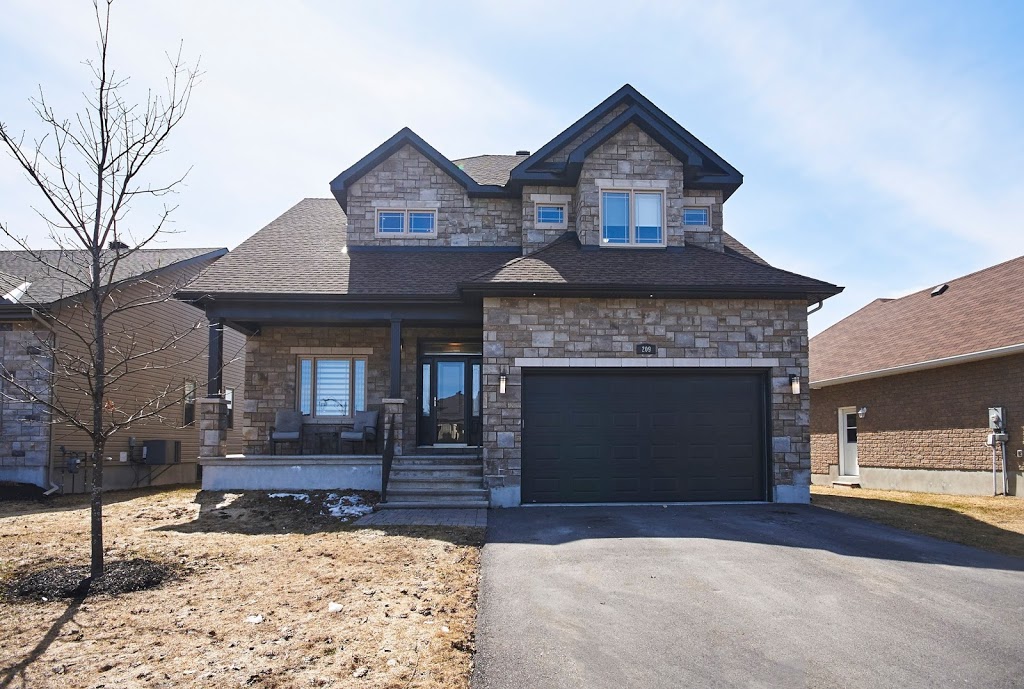 Y. Lee Beauregard | 4366 Innes Rd #2, Orléans, ON K4A 3W3, Canada | Phone: (613) 983-5346