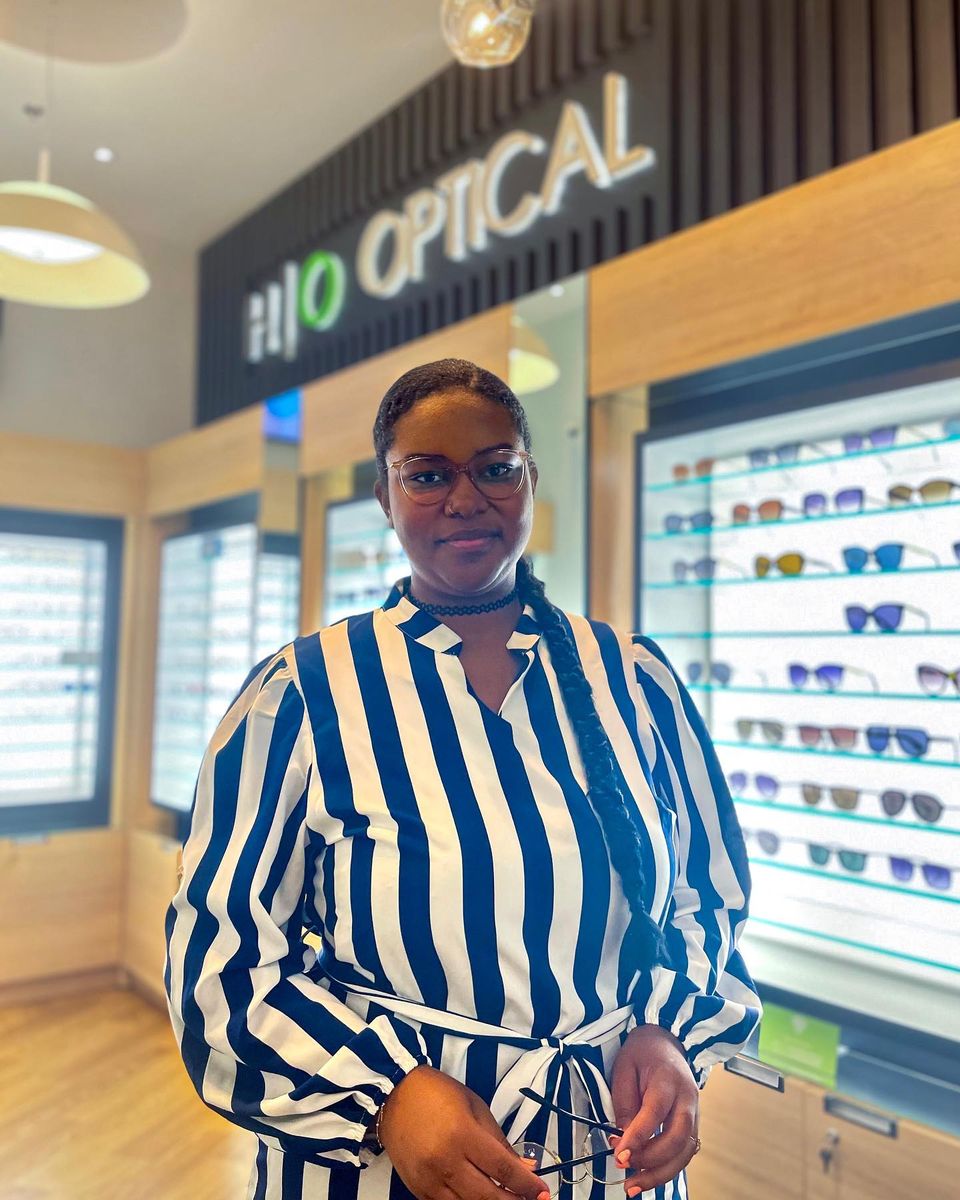 HealthOneTO Optometry | 110 Harbour St, Toronto, ON M5J 0B7, Canada | Phone: (416) 613-6433