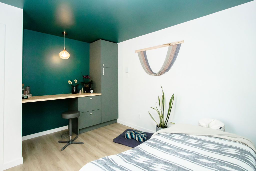 Hayley Rockwell Massage Therapy | 62084 Stoneridge Rd, Anola, MB R5L 0J1, Canada | Phone: (204) 299-1682