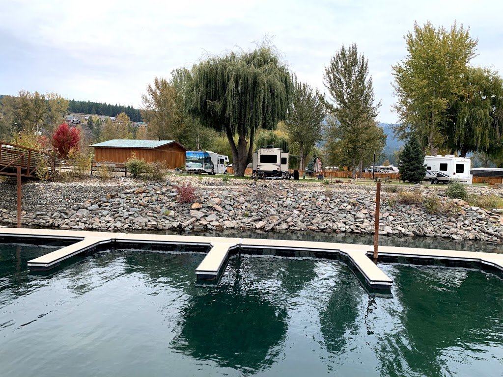 Cottonwood Cove RV Resort | 2604 Squilax-Anglemont Rd, Lee Creek, BC V0E 1M4, Canada | Phone: (866) 931-3572