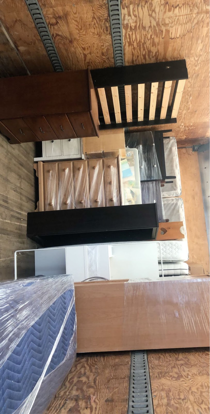 Hawk moving and storage | 8106 152 St, Surrey, BC V3S 3M4, Canada | Phone: (236) 838-1593
