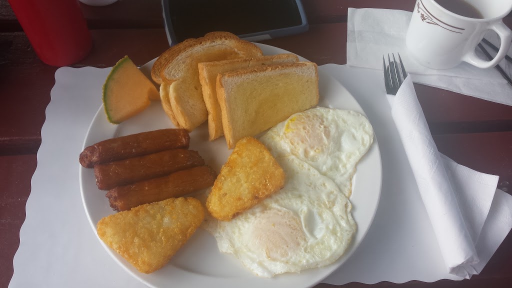 Harbourlite Restaurant | 110 Elgin St, Port Elgin, ON N0H 2C0, Canada | Phone: (519) 832-6262
