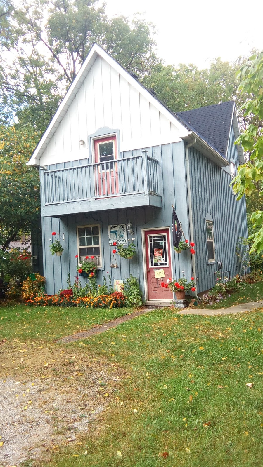 Ailsa Craig Village Pottery | 115 Ness St, Ailsa Craig, ON N0M 1A0, Canada | Phone: (519) 293-3339