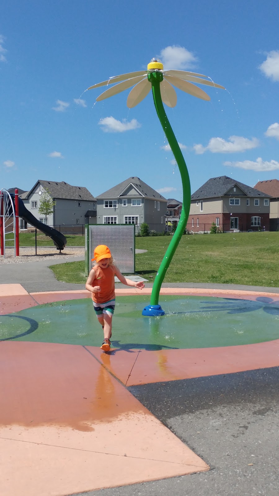 Northglen Park | 110, Northglen Blvd, Clarington, ON L1C 3K2, Canada | Phone: (905) 263-2291