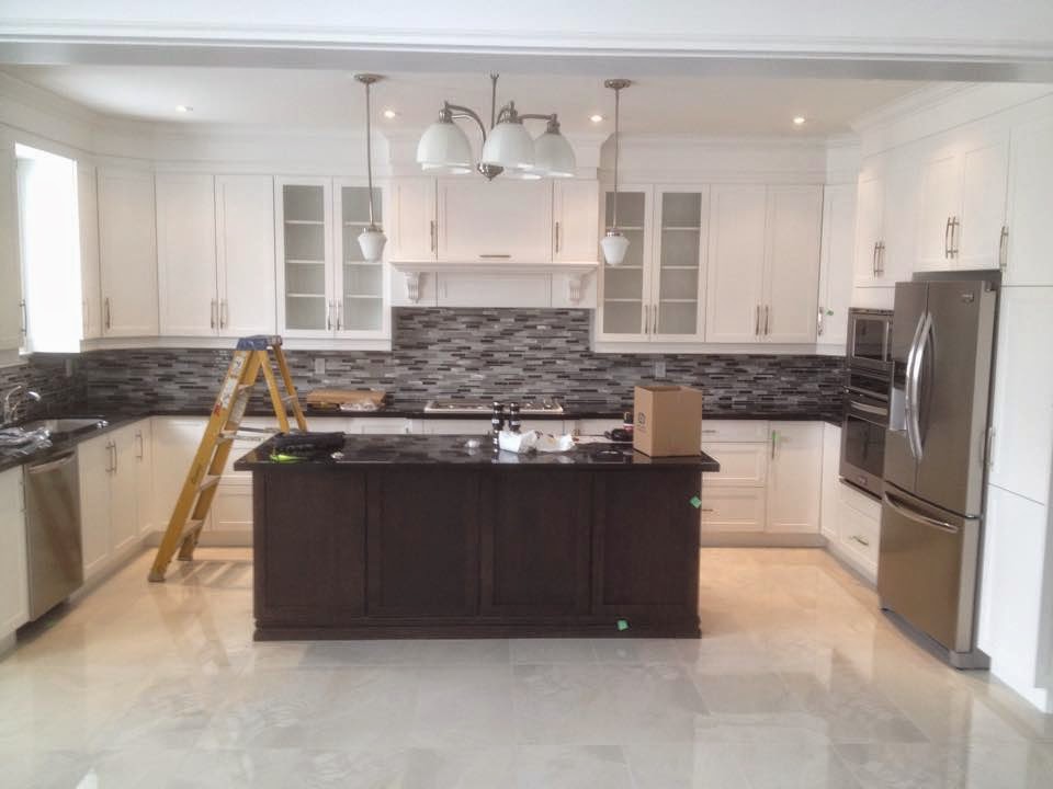 Best Kitchens & Bathroom Renovations | 172 Bullock Dr Unit #18, Markham, ON L3P 7M9, Canada | Phone: (905) 472-6804