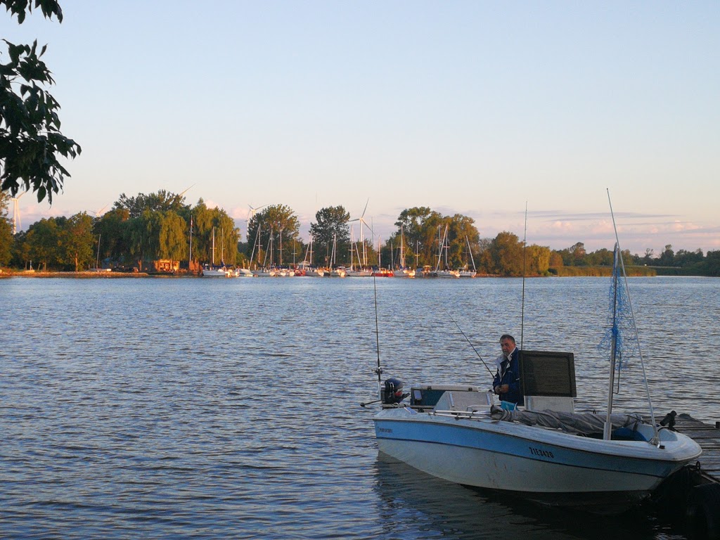 Port Maitland Cairn | 628 Feeder Canal Rd #936, Lowbanks, ON N0A 1K0, Canada | Phone: (905) 549-6086
