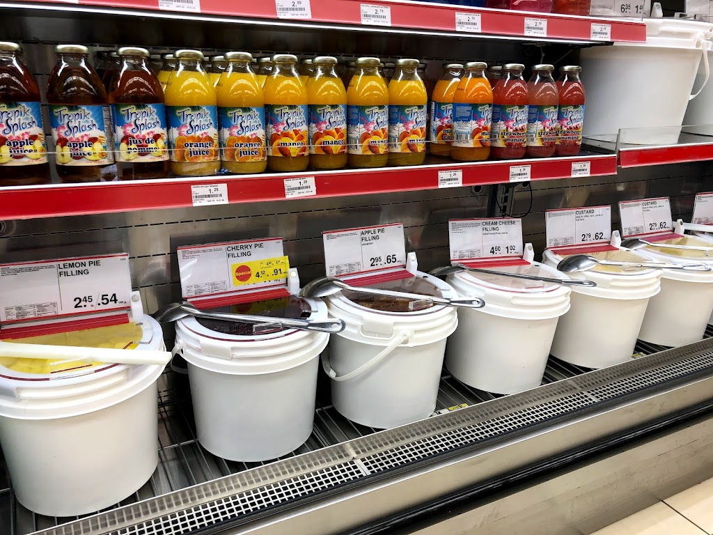 Bulk Barn | 800 Kelly Rd #120, Victoria, BC V9B 5T6, Canada | Phone: (250) 391-4430
