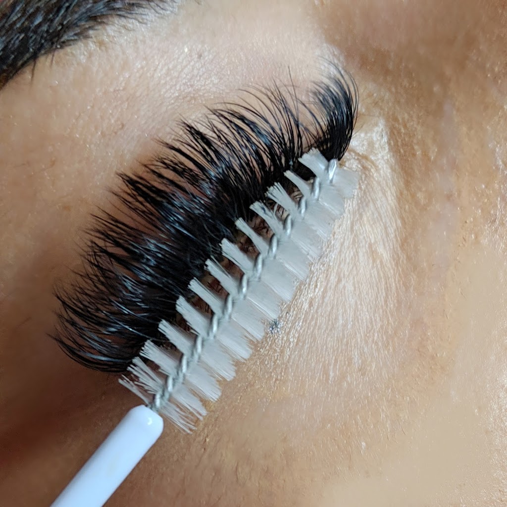 Lashes by Becky | 2021 Sixth Line, Oakville, ON L6H 4S2, Canada | Phone: (905) 208-2788