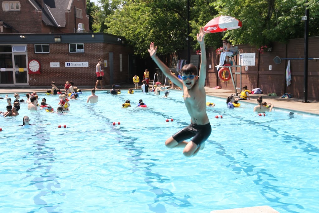 Mooredale Day Camp | 146 Crescent Rd, Toronto, ON M4W 1V2, Canada | Phone: (416) 922-3714 ext. 103