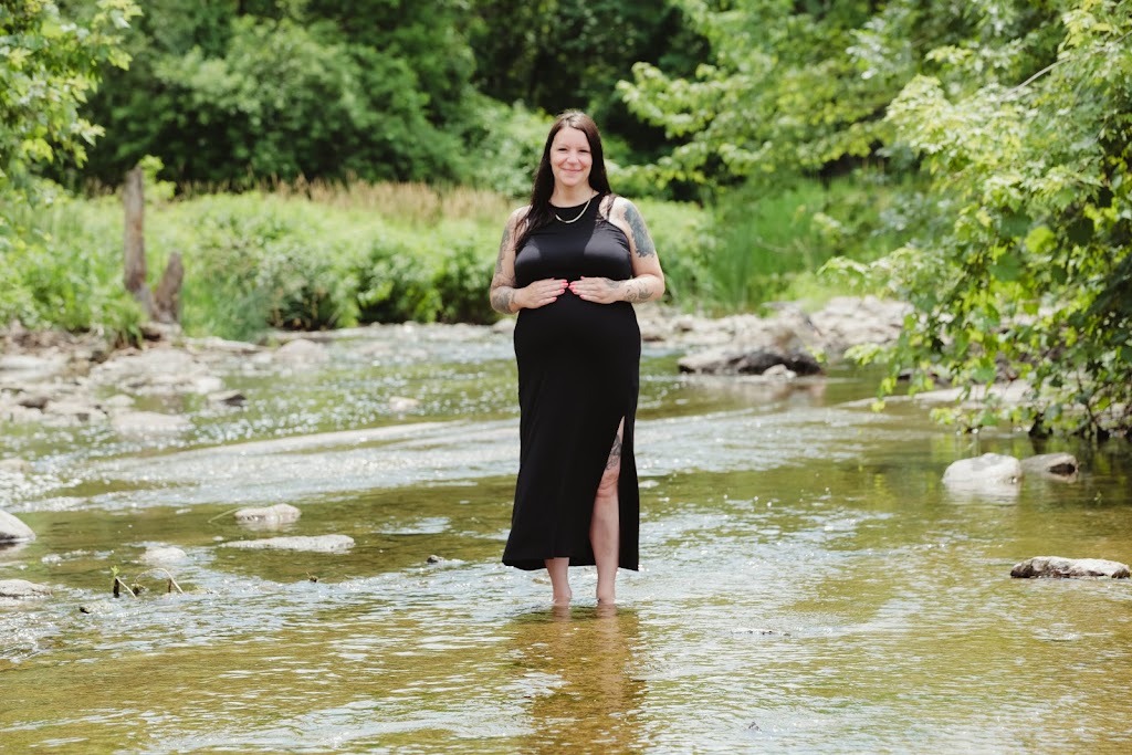 helen morrow photography | 266 McEwen Dr, Kingston, ON K7M 3W1, Canada | Phone: (613) 634-3666