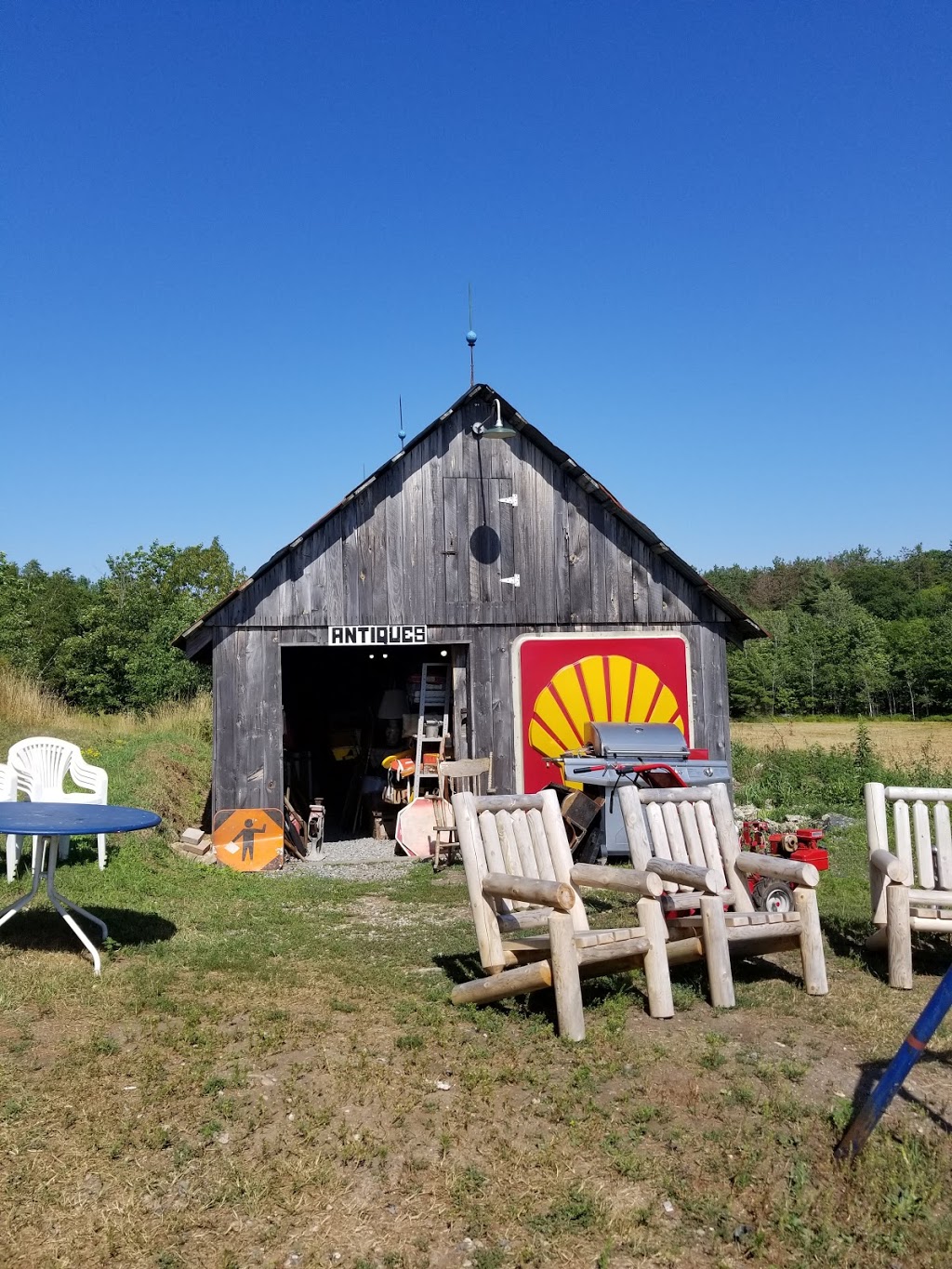 Harris Furniture & Antiques | 17 Parry Sound Dr #17, Parry Sound, ON P2A 0C3, Canada | Phone: (705) 746-5100