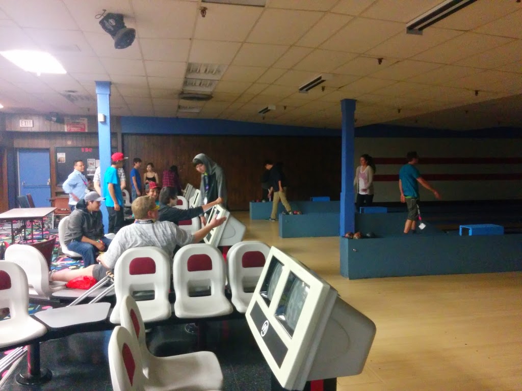 Victoria Bowling Lanes | 280 Victoria St S, Kitchener, ON N2G 2C3, Canada | Phone: (519) 745-3411