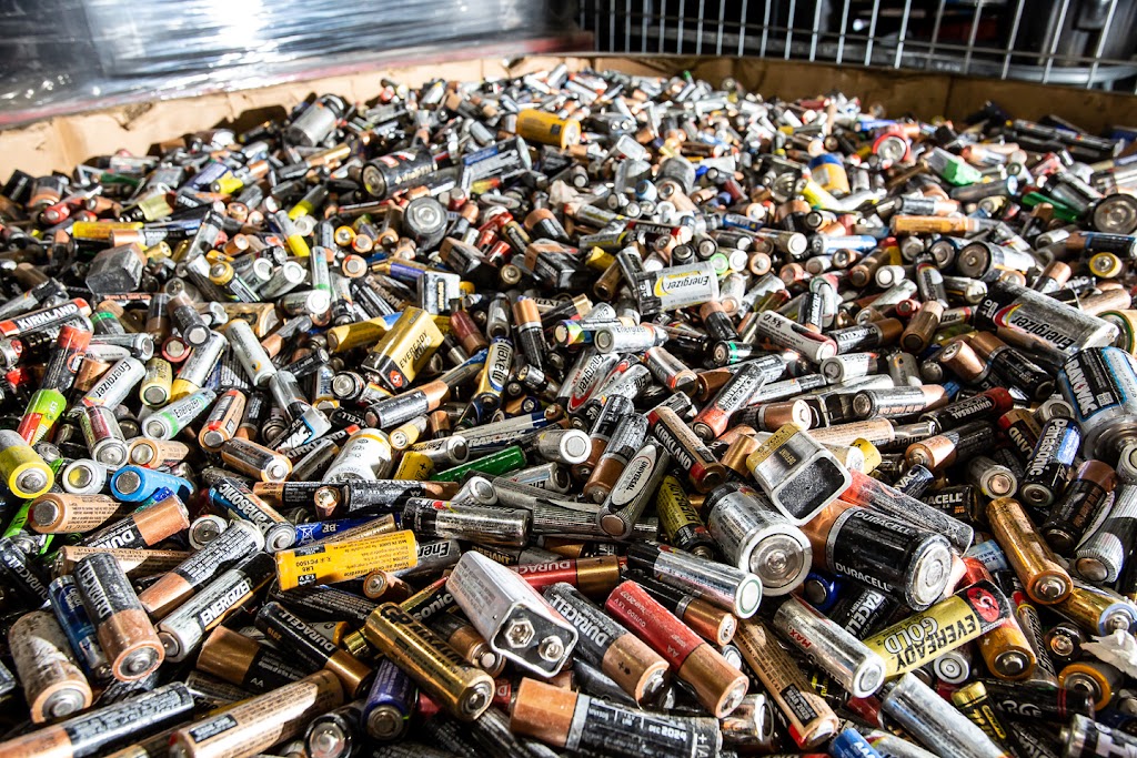 Win Recycling Inc | 14 Loyalist Dr, Brighton, ON K0K 1H0, Canada | Phone: (800) 972-1688