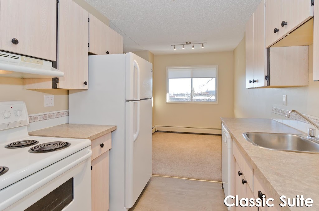 Lakeview Apartments | 5320 Lakeview Dr SW, Calgary, AB T3E 6L5, Canada | Phone: (403) 531-9129
