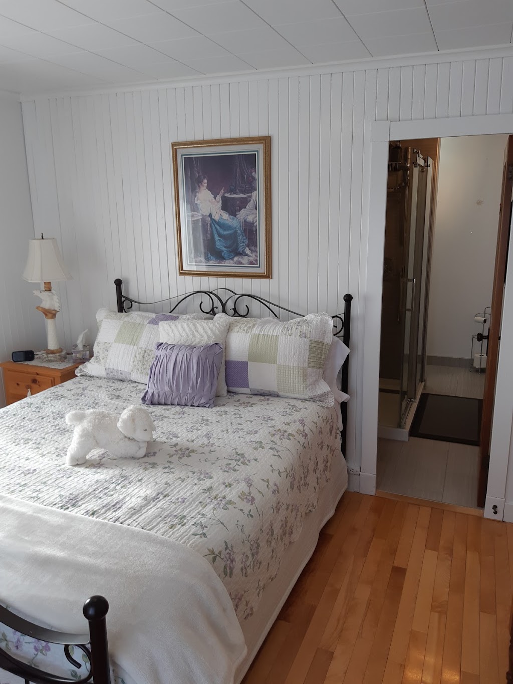 Maison des Lilas | 615 Rue St Raphaël, La Malbaie, QC G5A 2N1, Canada | Phone: (418) 665-9856