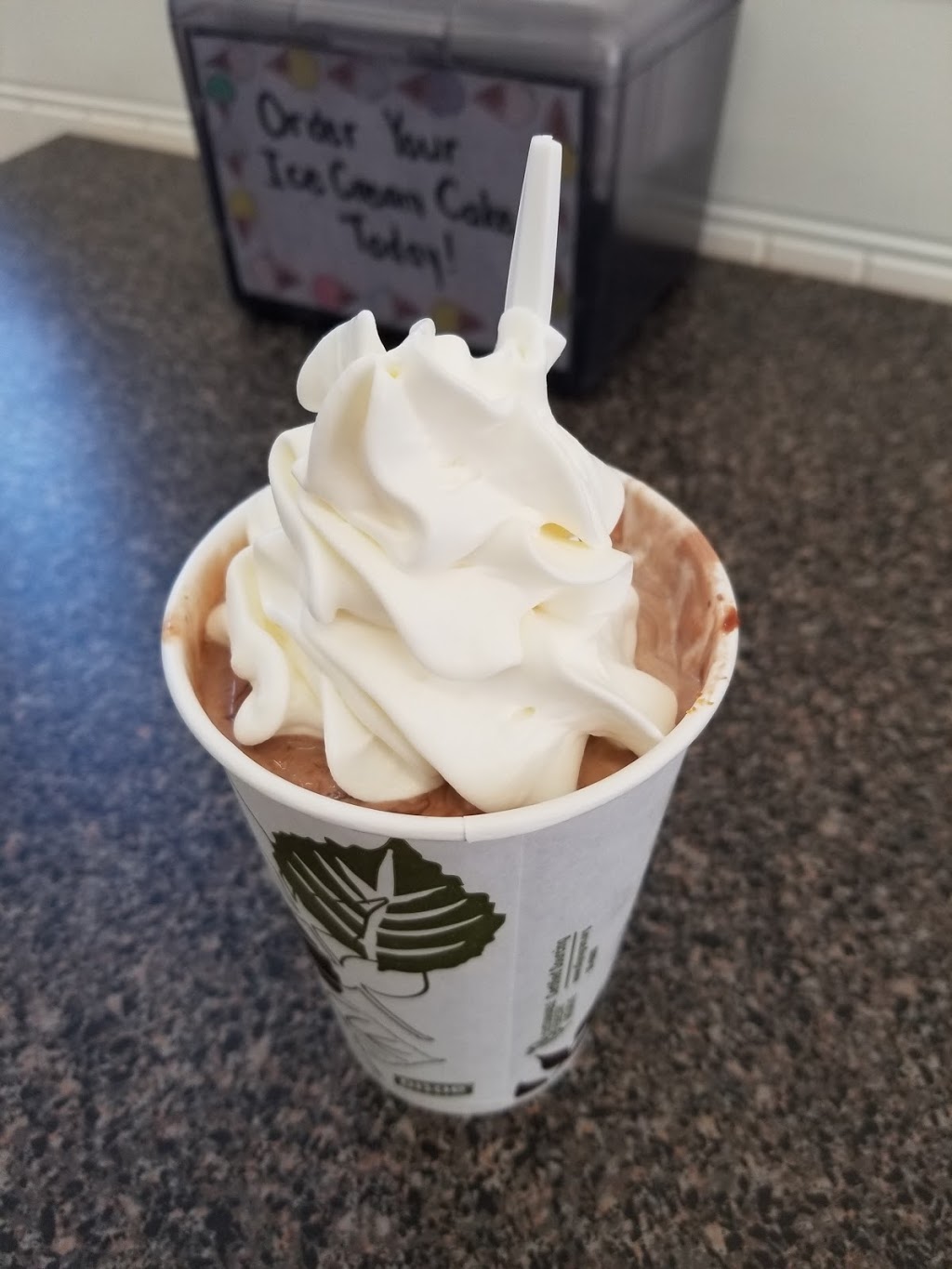 BJs Dairy Bar & Eatery | 24 Ontario Rd, Mitchell, ON N0K 1N0, Canada | Phone: (519) 348-4440