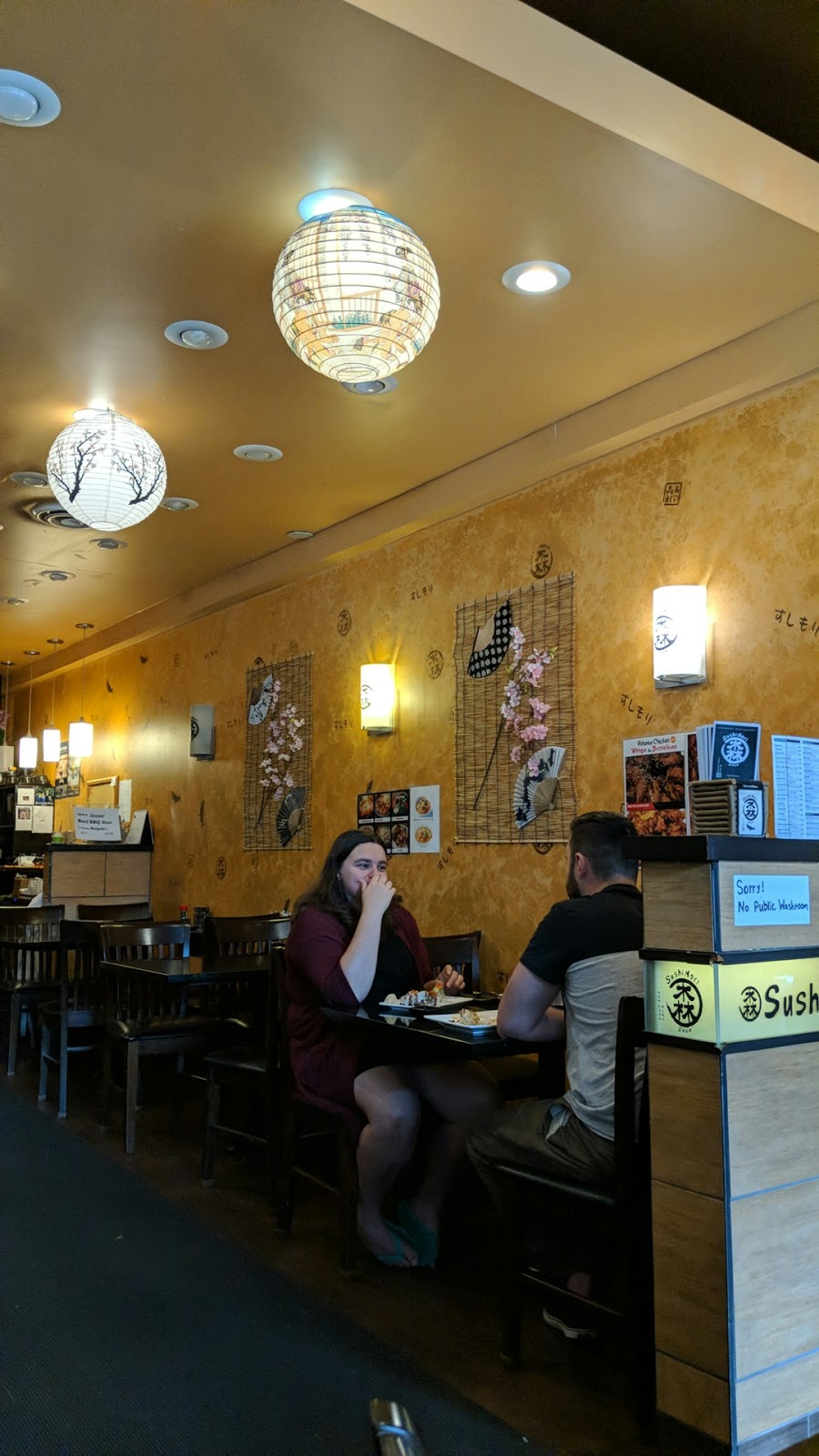 Sushi Mori | 4740 Capilano Rd, North Vancouver, BC V7R 4K3, Canada | Phone: (604) 929-3444