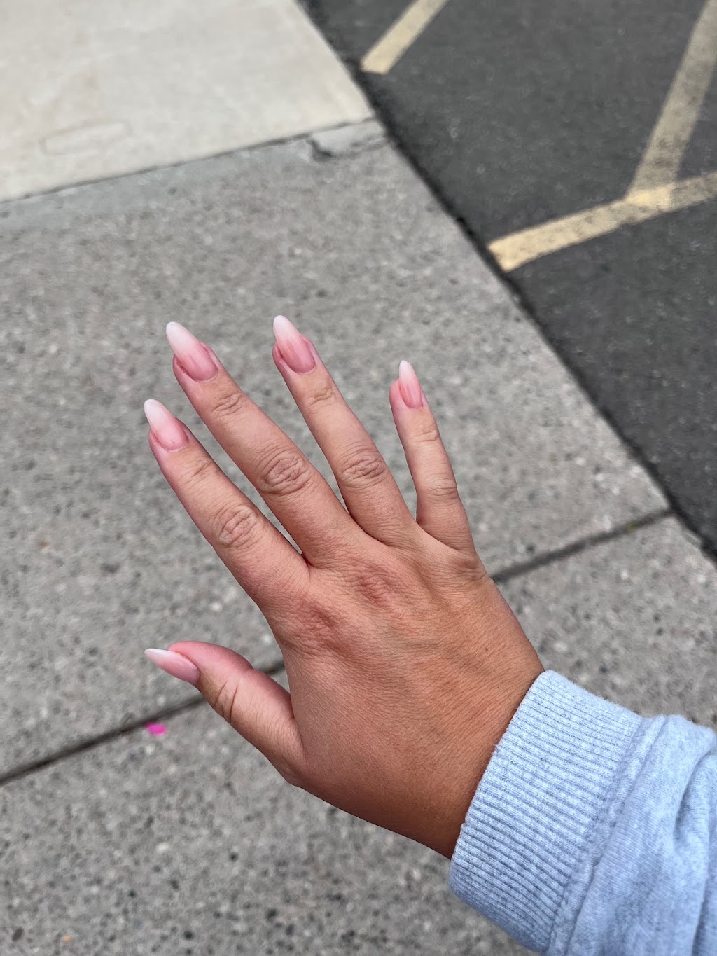 Angel Nails and Spa | 432 Main St E, Hamilton, ON L8N 1J9, Canada | Phone: (905) 308-8225