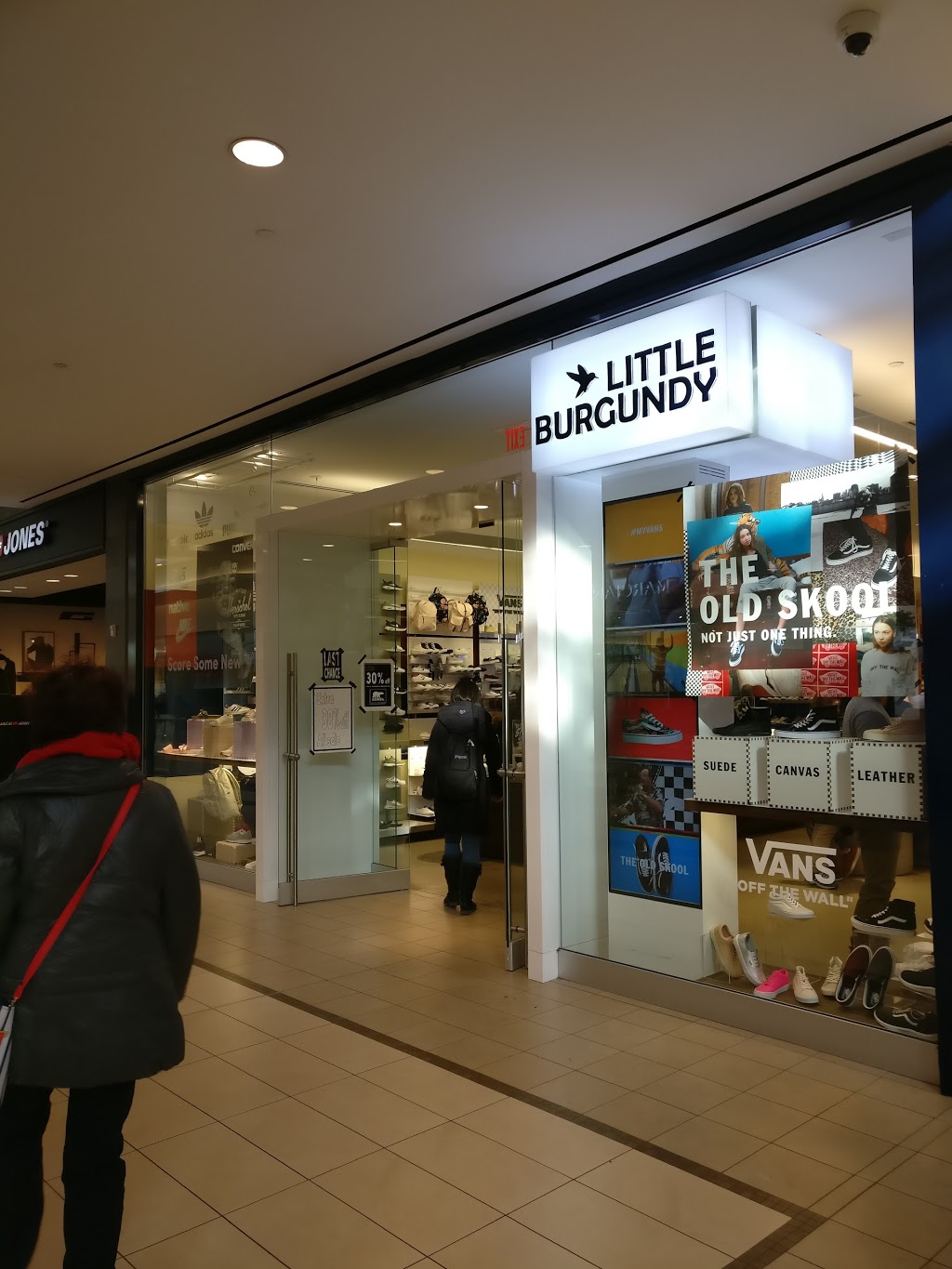 Little Burgundy | 300 Borough Dr, Scarborough, ON M1P 4P5, Canada | Phone: (604) 430-6361