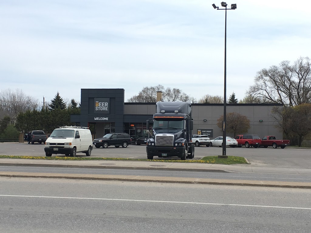 Beer Store | 420 Lakeshore Rd E, Mississauga, ON L5G 1H5, Canada | Phone: (905) 278-2334