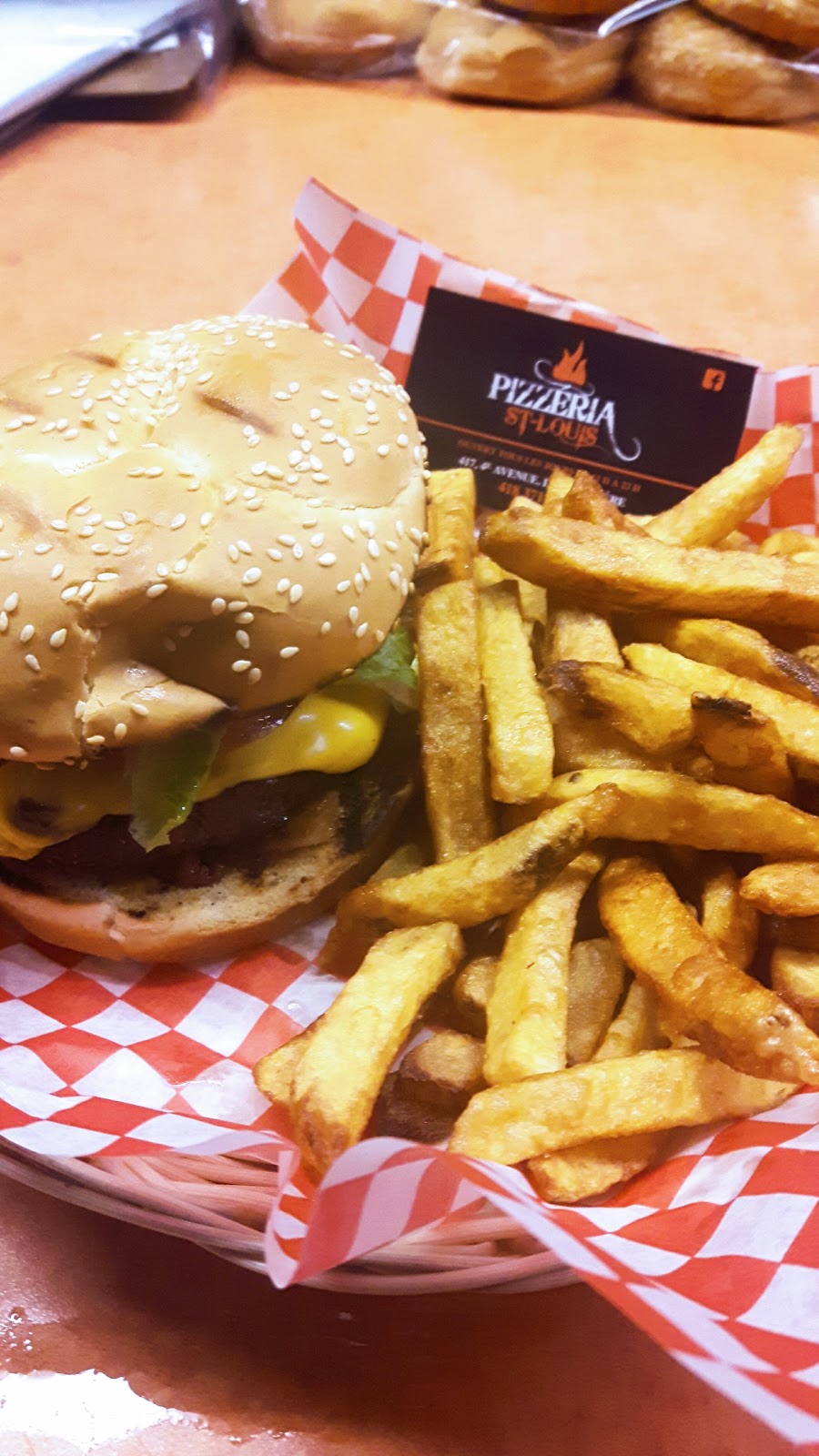 Pizzéria St-Louis | 417 4e Avenue Painchaud, La Pocatière, QC G0R 1Z0, Canada | Phone: (418) 371-1700