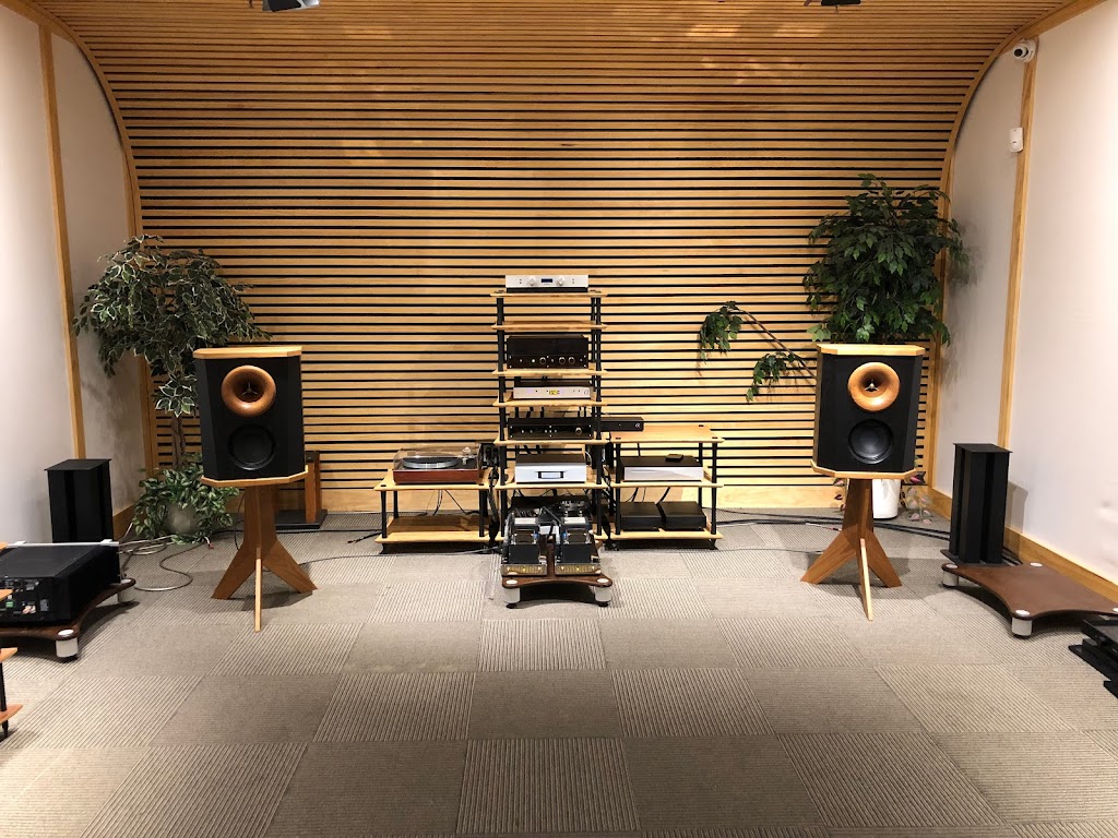 Codell Audio | 8220 Chem. Devonshire, Mont-Royal, QC H4P 2P7, Canada | Phone: (514) 737-4531