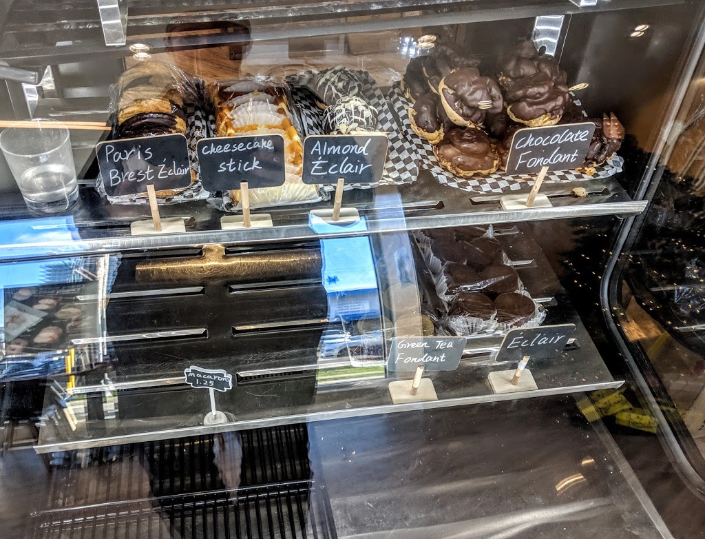 Beard Papa’s | 5252 Imperial St, Burnaby, BC V5J 0G9, Canada | Phone: (604) 620-8781