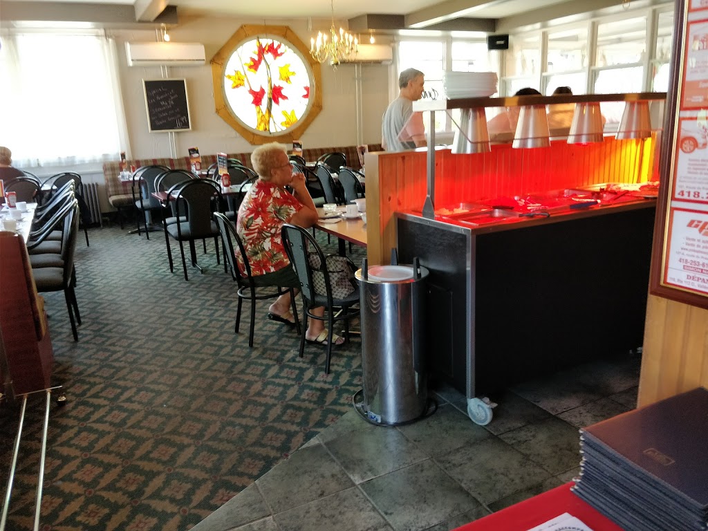 Restaurant La Feuille dErable | 242 Rue Principale, Vallée-Jonction, QC G0S 3J0, Canada | Phone: (418) 253-1200