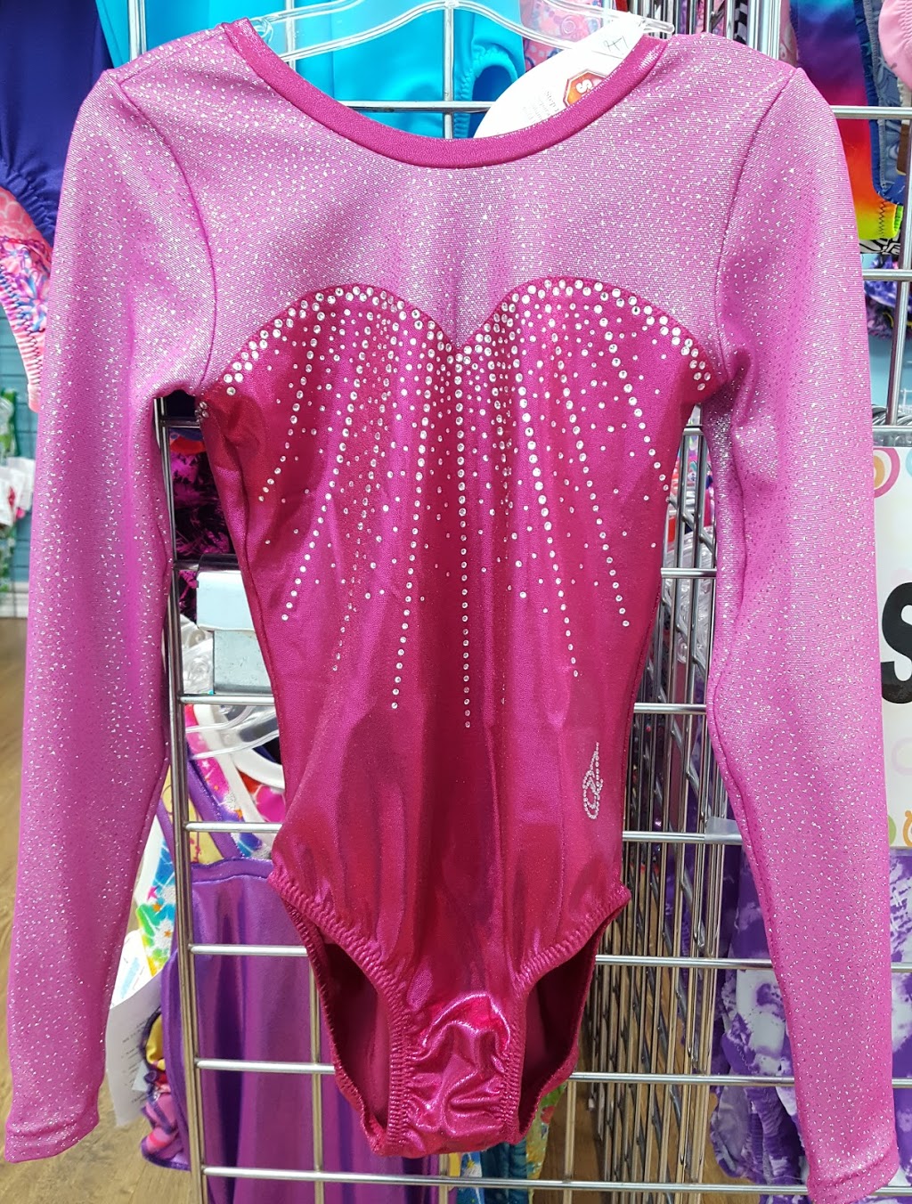 Jagwear of Canada Inc | 2319 Dunwin Drive #3 & #4, Mississauga, ON L5L 1A3, Canada | Phone: (905) 814-9363