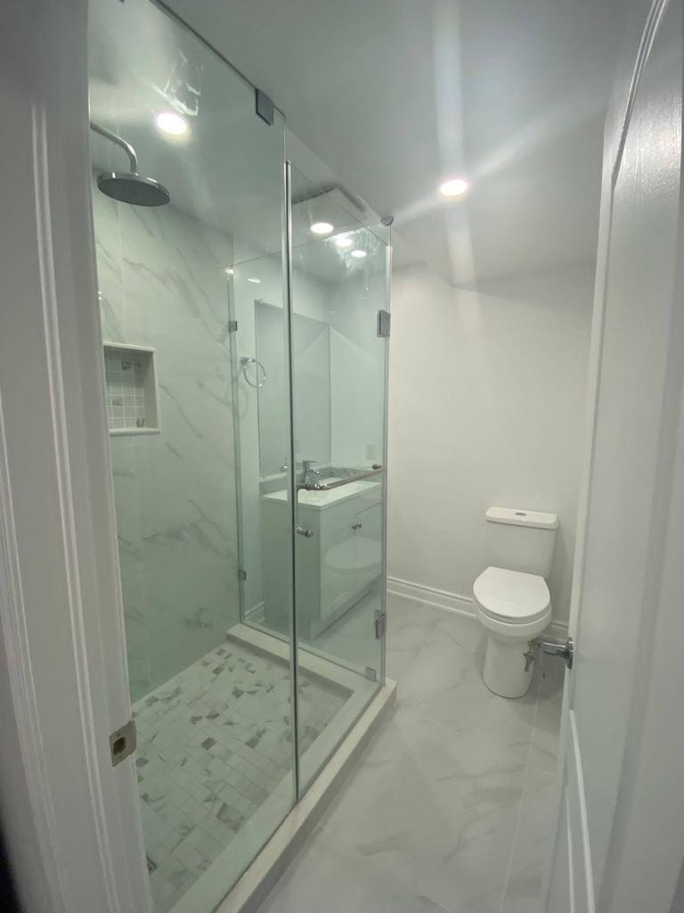 Frank Renovations | 28 Village Centre Pl, Mississauga, ON L4Z 1V9, Canada | Phone: (437) 329-0375