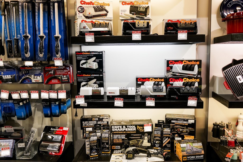 House of Knives | West Edmonton Mall, 170 St NW Unit 8882, Edmonton, AB T5T 4J2, Canada | Phone: (587) 520-0112