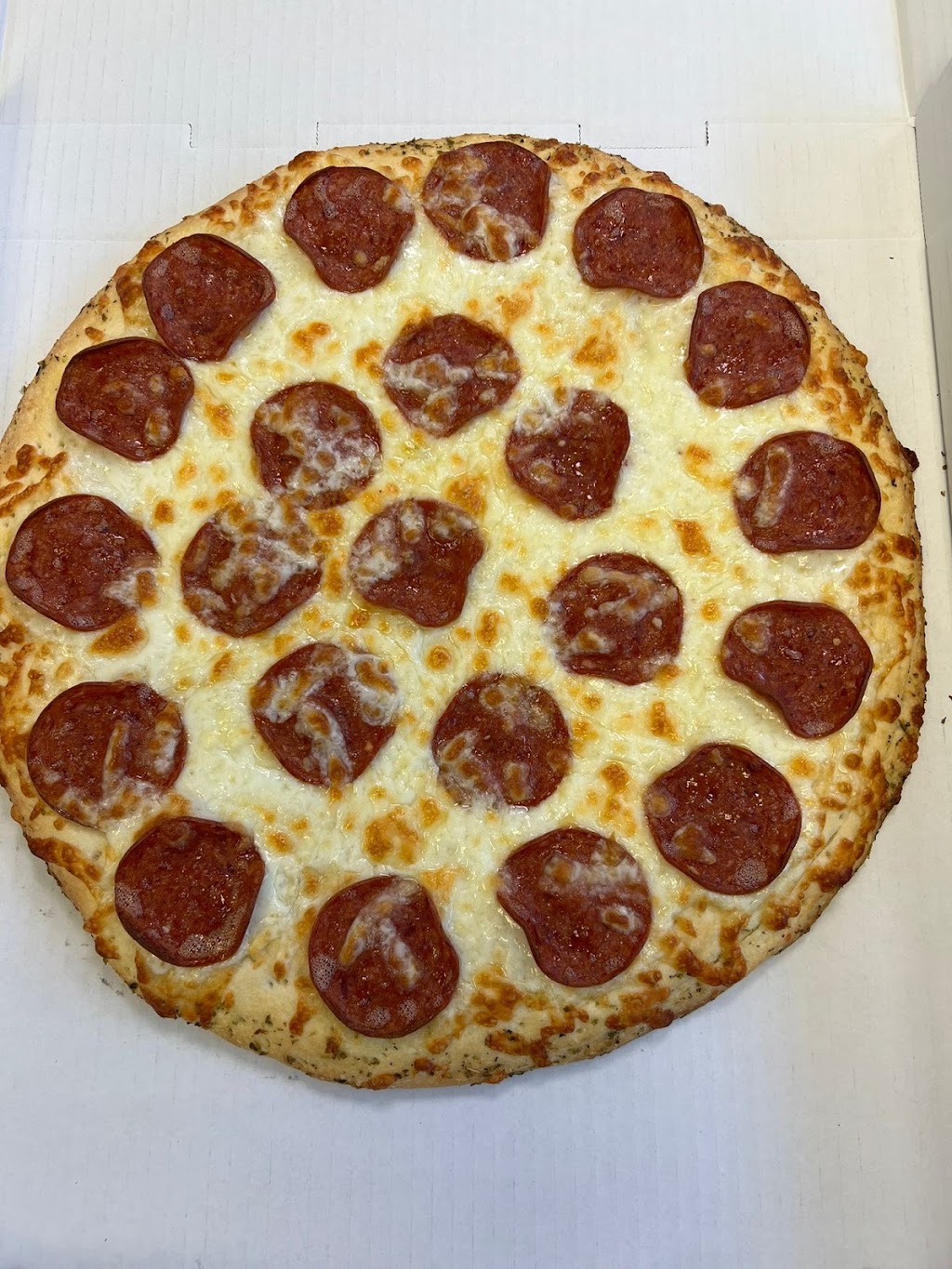 Uncle Als Pizza | 5004 46 St, Sylvan Lake, AB T4S 1C2, Canada | Phone: (403) 300-0800