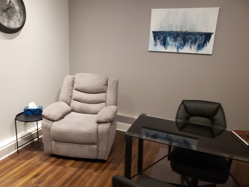 Hypnothérapeute - Louis-Olivier Lorrain | 90 Bd de la Concorde E Bureau 205, Laval, QC H7G 2B9, Canada | Phone: (514) 944-6945