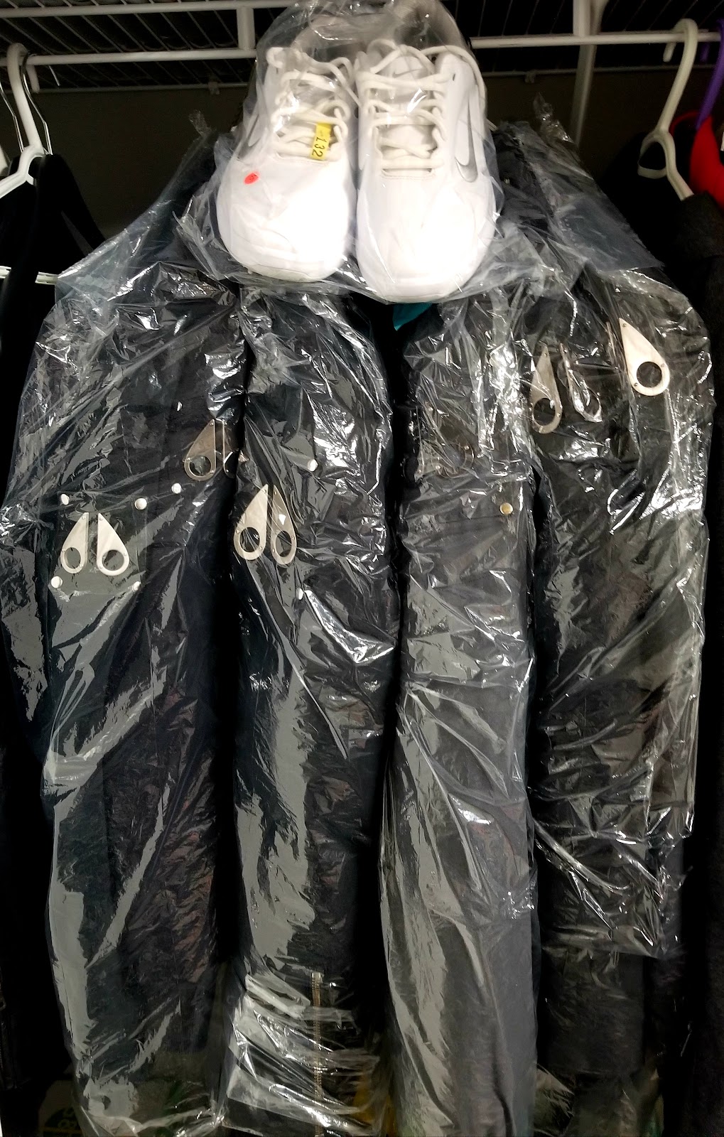 Five Star Tailors & dry cleaning | 5156 Windermere Blvd, Edmonton, AB T6W 0L9, Canada | Phone: (780) 902-8841