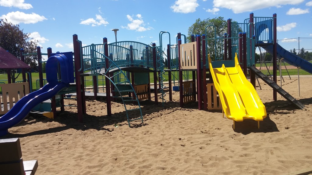 Rideau Park School | 10605 42 Ave NW, Edmonton, AB T6J 3Z9, Canada | Phone: (780) 437-0010