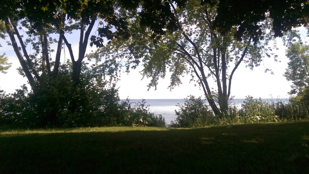 Twenty Third Street Parkette | 1 Lake Promenade, Etobicoke, ON M8V 2G6, Canada