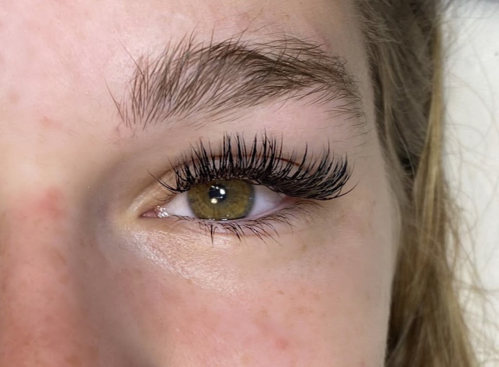 Island Vibe Esthetics | 5850 River Rd, Qualicum Beach, BC V9K 1Z5, Canada | Phone: (236) 688-3604